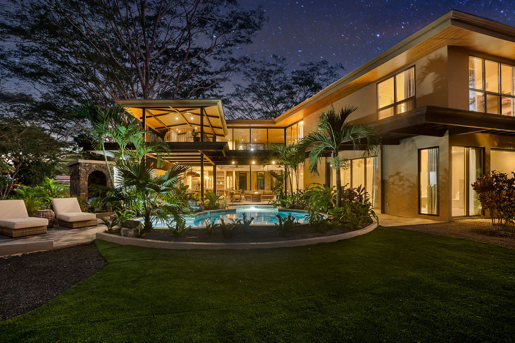 Sakura, family home and garden in Reserva Conchal, Brasilito, Costa Rica, by CJarq