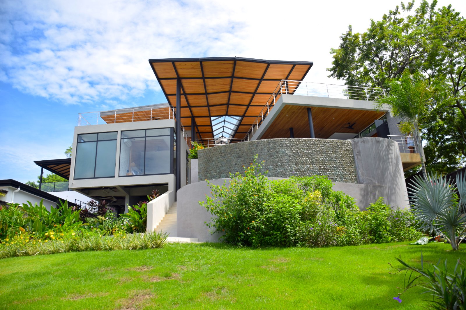 Casa Cielo in Tamarindo, architecture by CJarq