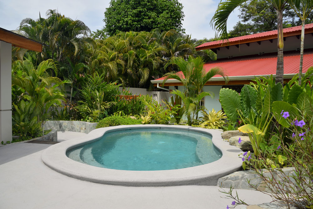Casa de Las Olas, aerial view of the pool and gardens