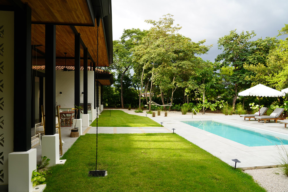 Casa Vida, aerial view of the pool and garden