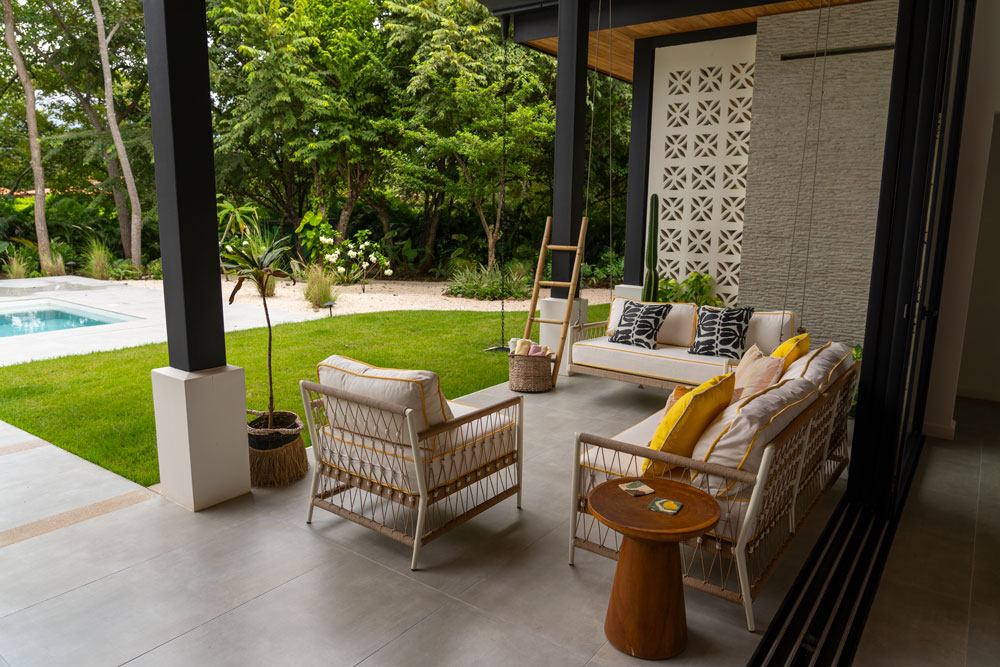 Casa Vida, aerial view of the pool and garden
