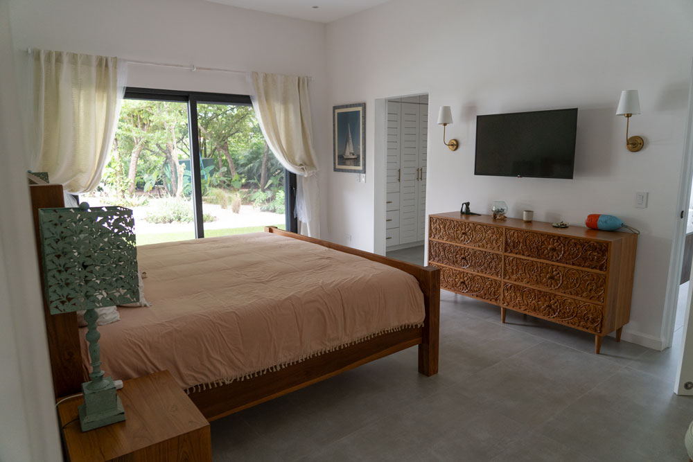 Casa Vida, aerial view of the pool and garden