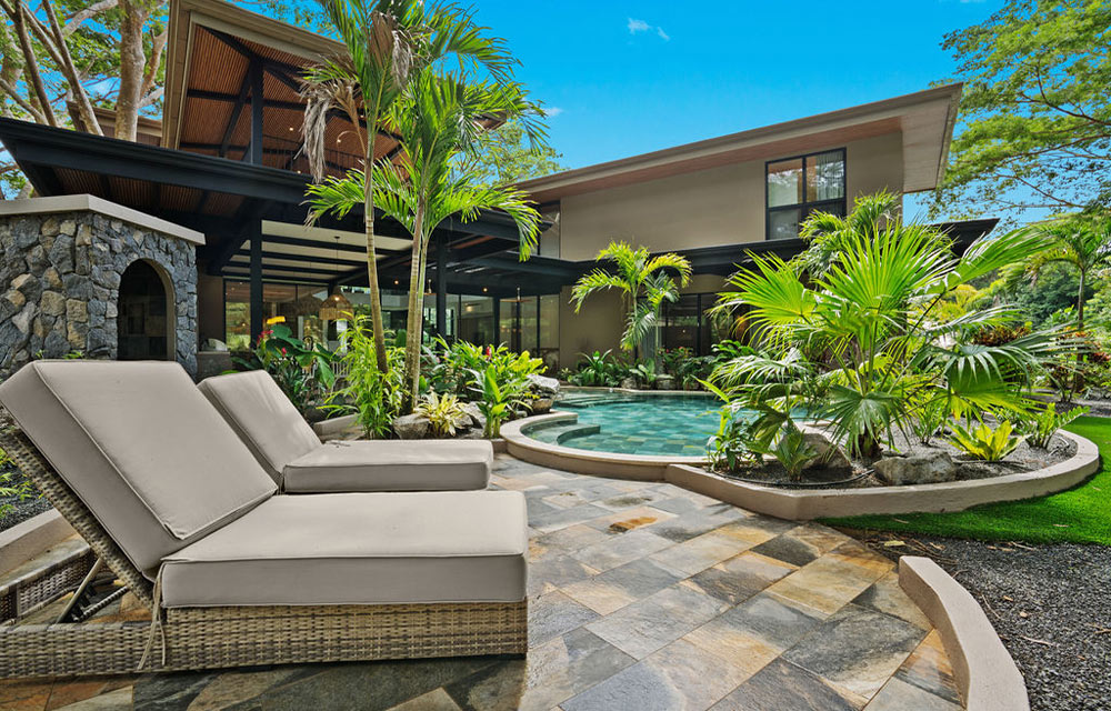 Sakura, family home and garden in Reserva Conchal, Brasilito, Costa Rica, by CJarq
